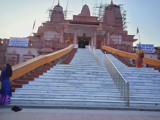 hanuman-temple-corbett