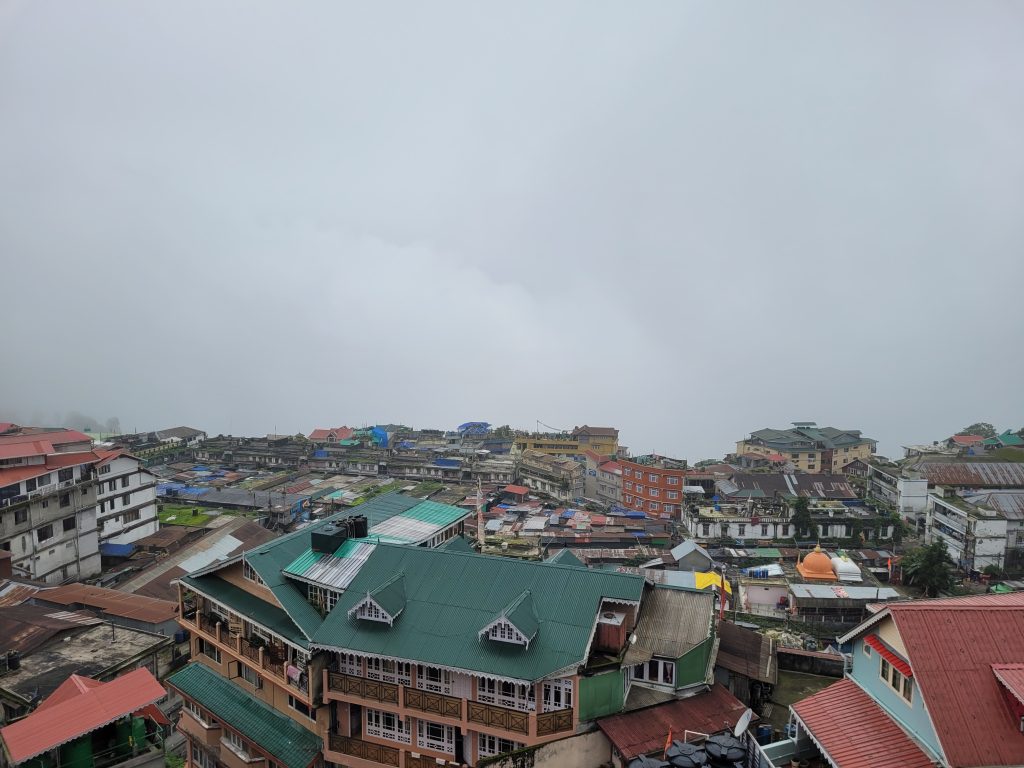 darjeeling-market-view