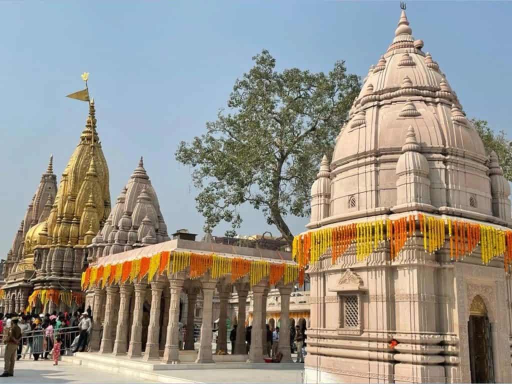 Kashi_Vishwanath_Temple_Banaras