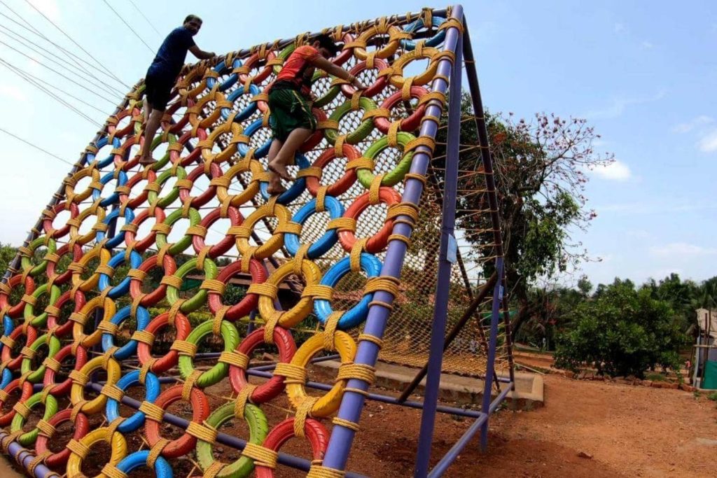 tyre-wall-climbing-in-rishikesh