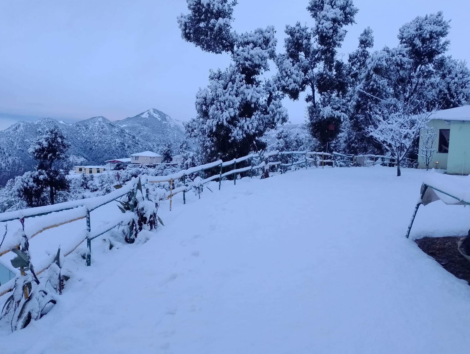 kanatal tour package
